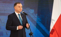 Mucha: Prezydent jest gotów się zaszczepić, ale nie w sposób uprzywilejowany. Co z Pierwszą Damą?