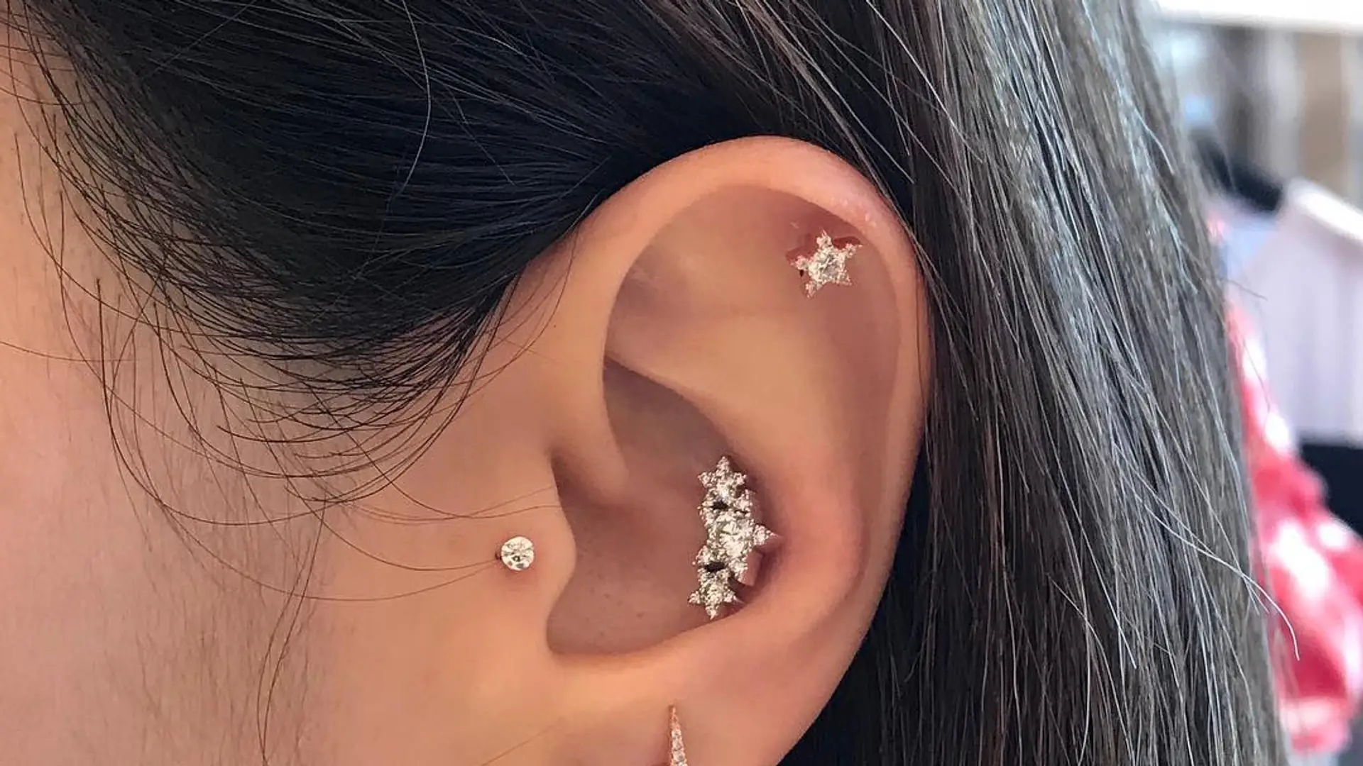 Conch piercing - po obejrzeniu tych zdjęć zapragniesz mieć kolczyki w tym miejscu