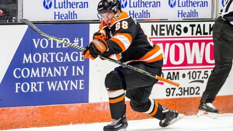 Alan Łyszczarczyk punktuje w  Fort Wayne Komets 