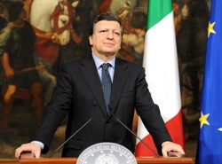 Łukaszenka zamierza jechać do Kijowa, choć Barroso go tam nie chce