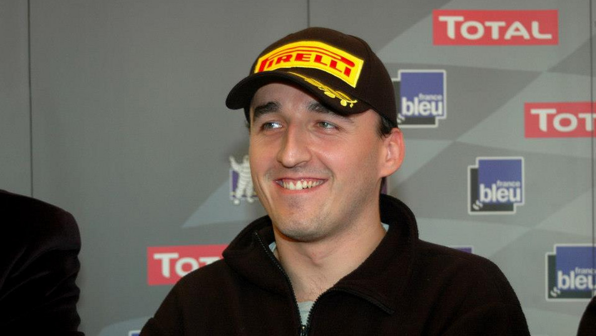 Robert Kubica w ubiegły weekend radził sobie znakomicie w rajdzie Rallye du Var, w którym był najszybszy w dziesięciu kolejnych odcinkach specjalnych. Niestety, na jedenastym auto polskiego kierowcy wypadło z trasy. Kubica stwierdził, że stało się to przez błąd pilota Emanuele Inglesiego, któremu skleiły się kartki. Były pilot polskiego kierowcy Jakub Gerber w rozmowie z "Polską - Gazetą Krakowską" przyznaje, że takie sytuacje się zdarzają.