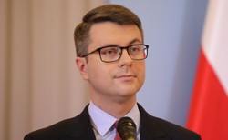 Nowe obostrzenia na święta? Rzecznik rządu odpowiada