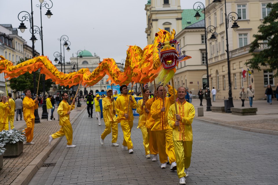 Marsz Falun Gong w Warszawie