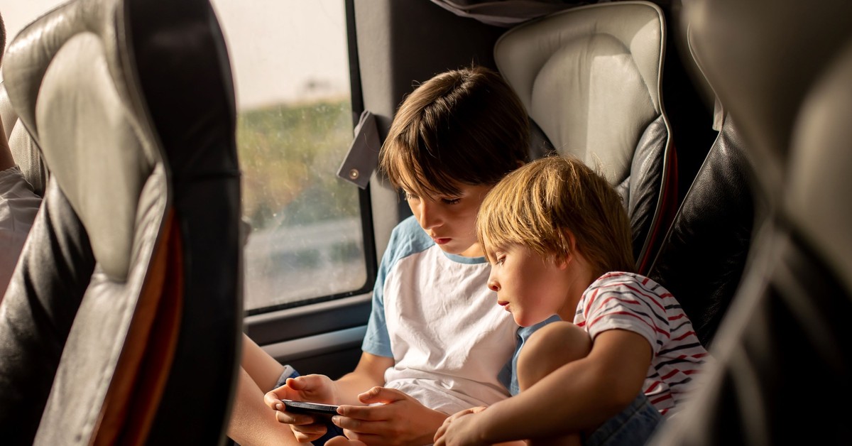 5000 złotych dofinansowania na wakacje. Kluczowa jest data 23 maja. Kto może złożyć wniosek i na co można wydać pieniądze?