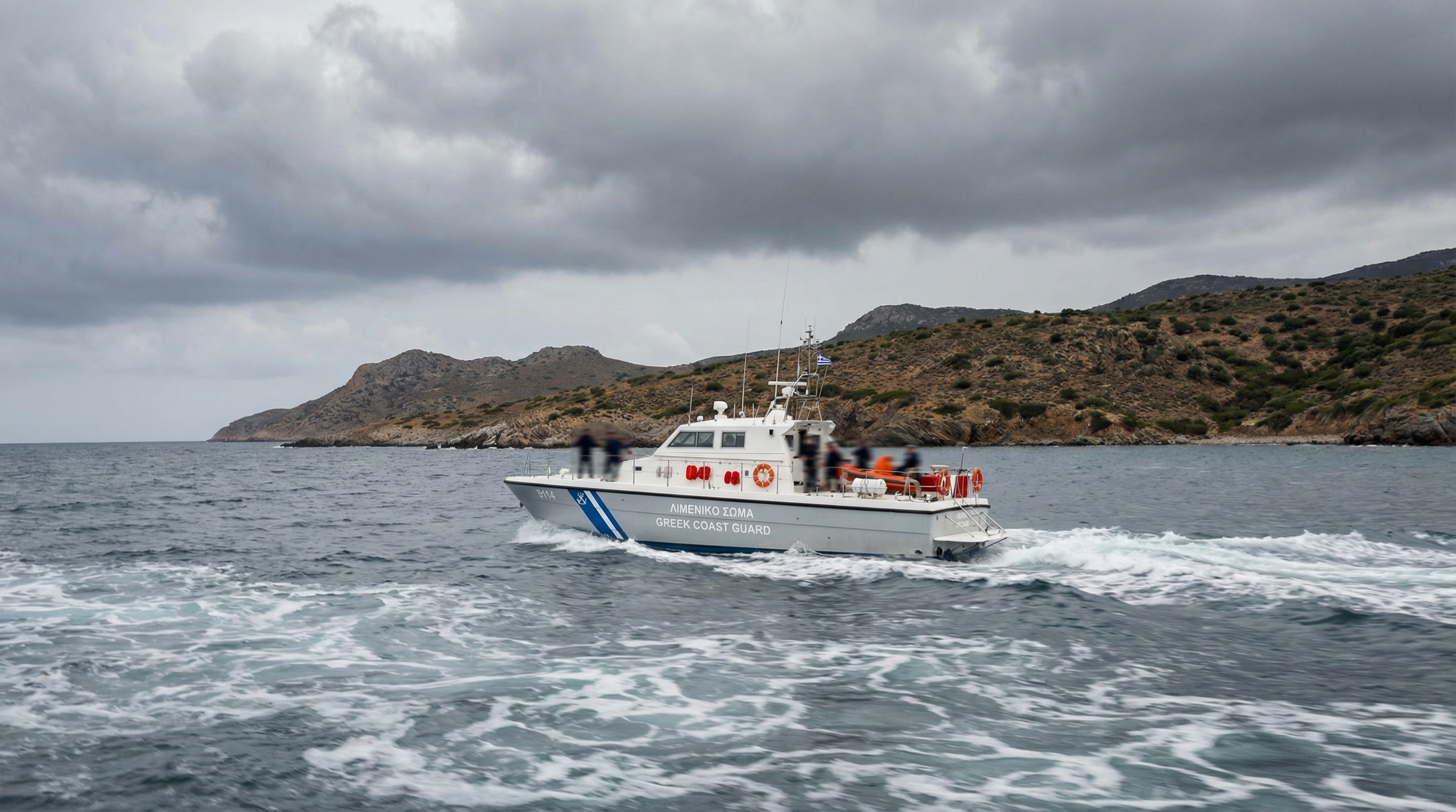 Grecia: 15 muertos al chocar el guardacostas con bote de migrantes en persecución