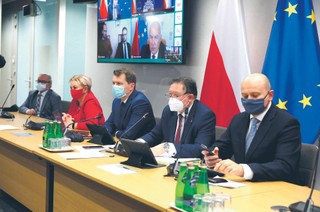 Rząd: Wysokie ceny przyszły z zagranicy