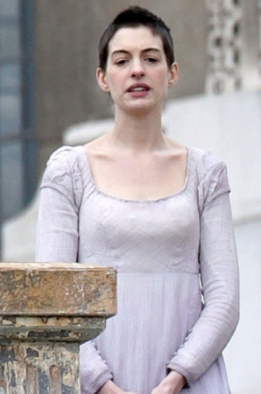 Anne Hathaway schudła 12 kilogramów. "Nie mogłam spać z głodu"