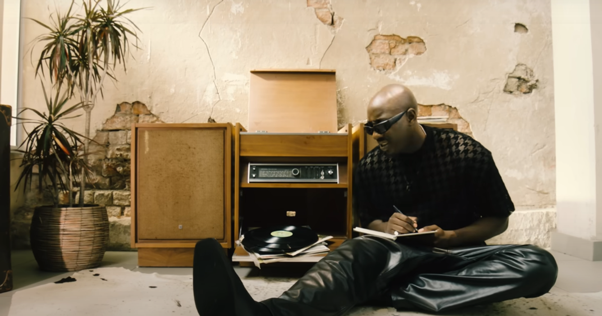 Only Kenyan hit in Apple's Top 25 songs in Nairobi edged out[October