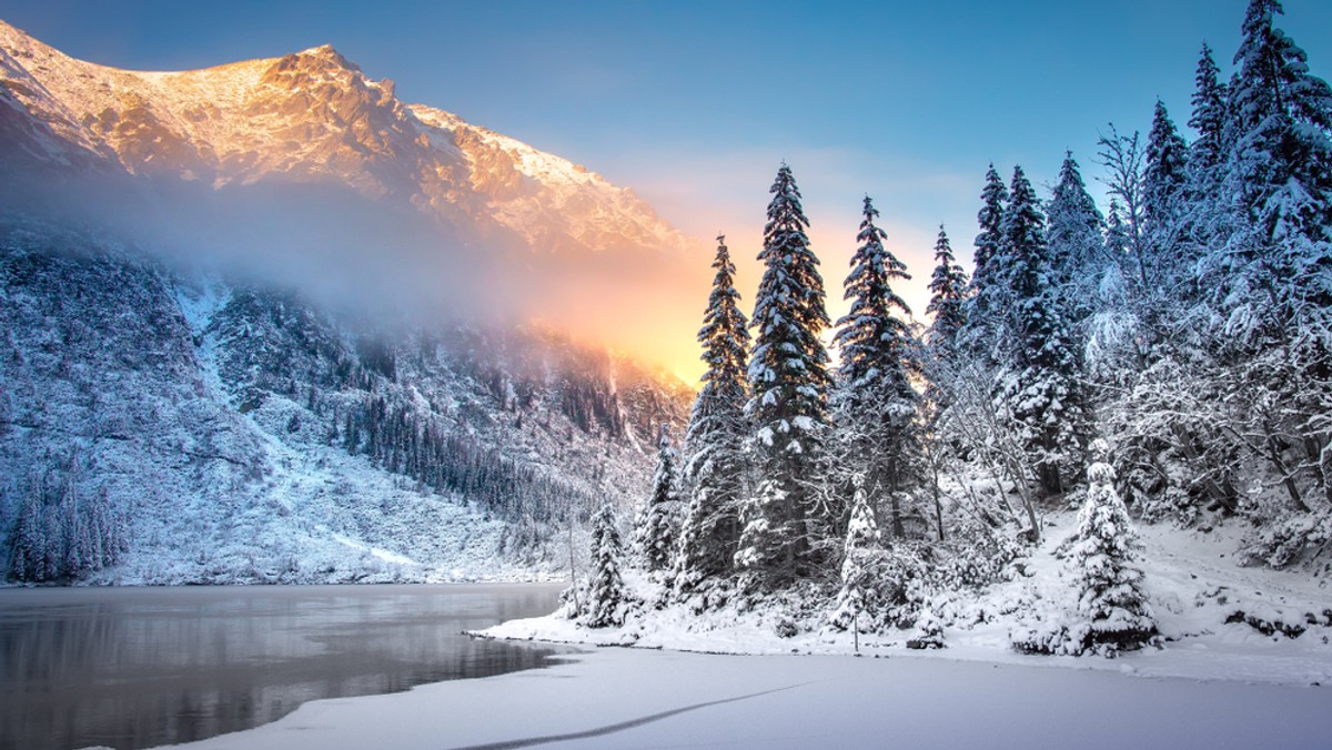 Rekord kolejkowy nad Morskim Okiem