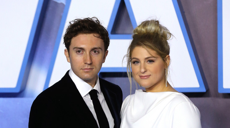 Hat nappal előbb érkezett Meghan Trainor és Daryl Sabara kisfia / Fotó: Northfoto