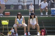 Emma Stone i Natalie Morales