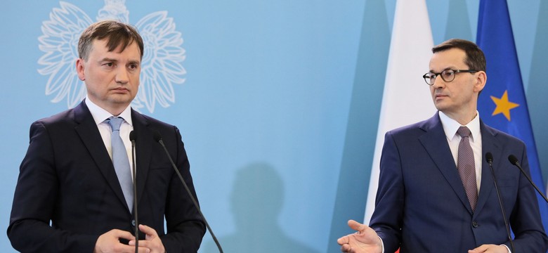 "Morawiecki i Ziobro pokłócili się, kto bardziej zaszkodził PiS". Tusk komentuje