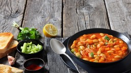 pyszny obiad na poniedziałek. podajemy przepis, ty gotujesz. rozgrzewająca, ekspresowa  zimowa fasolowa