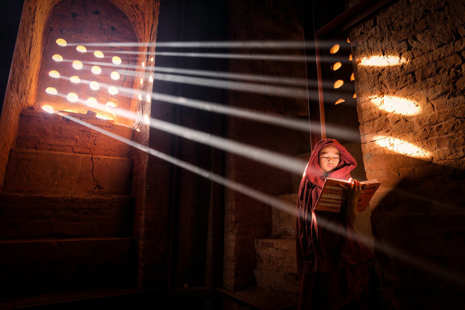 Wyróżnienie - LightSource (pol. Źródło światła), Marcelo Castro / National Geographic Traveler Photo Contest
