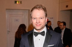 Maciej Stuhr pisze o stanie zdrowia swojego ojca. Podziękował za opiekę i "uratowanie życia"