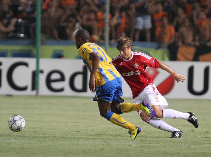 Cezary Wilk i Marcinho z Apoelu