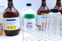 Król trucizn na usługach lekarzy. Zaskakujące terapie