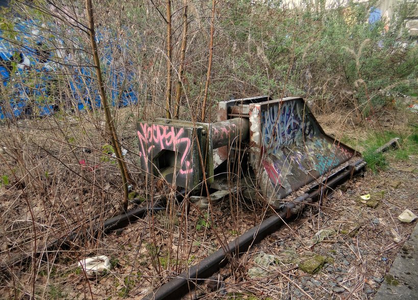 Zakończenie toru za stacją Centenaire