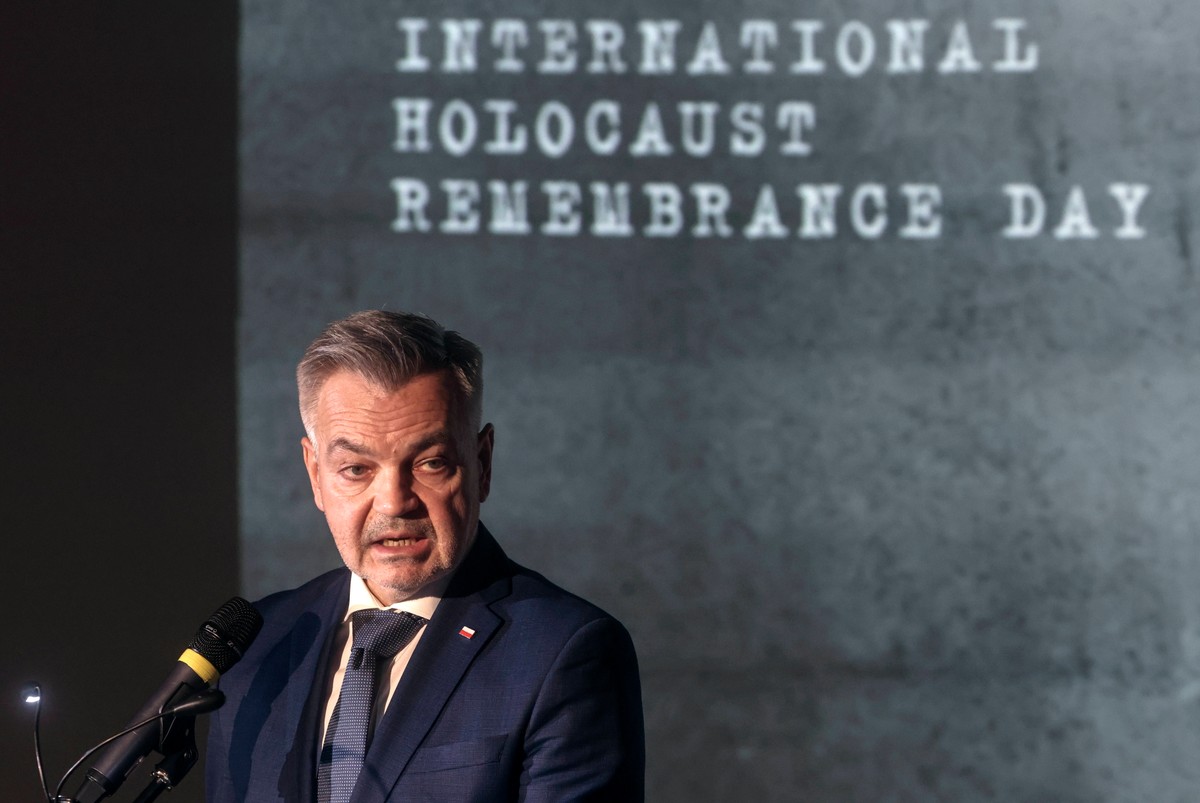 Ambasador Krzysztof Krajewski
