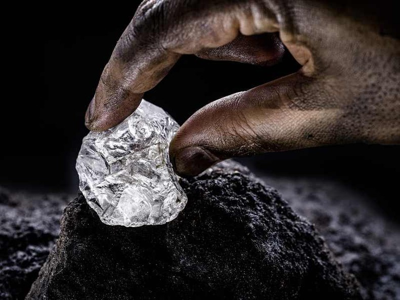 Africa’s largest lithium producer ban concentrate exports by 2027