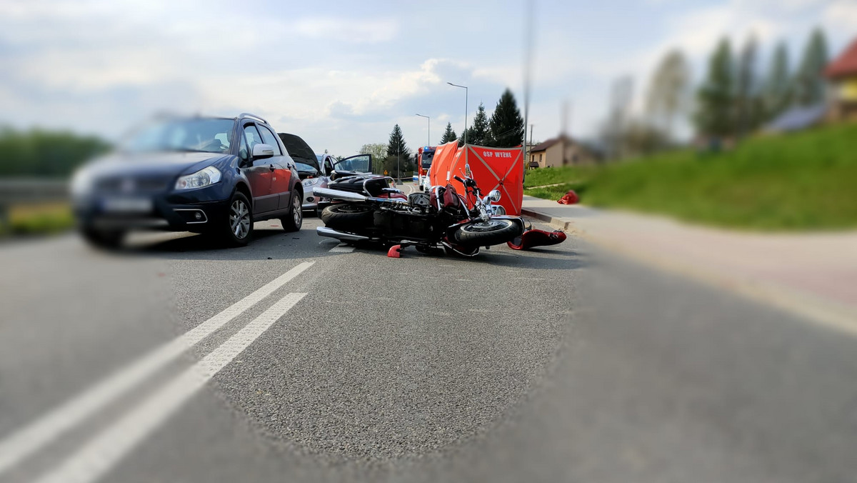 Tragiczny wypadek niedaleko Rzeszowa. Nie żyje motocyklista