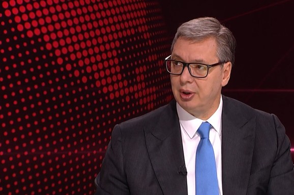 "MEDICINSKI RADNICI SU LOŠE TRETIRALI PACIJENTA" Vučić o slučaju žene koja je pala s nosila u Bačkoj Palanci: "Zašto pokrajinsko ministarstvo do sada nije reagovalo?"