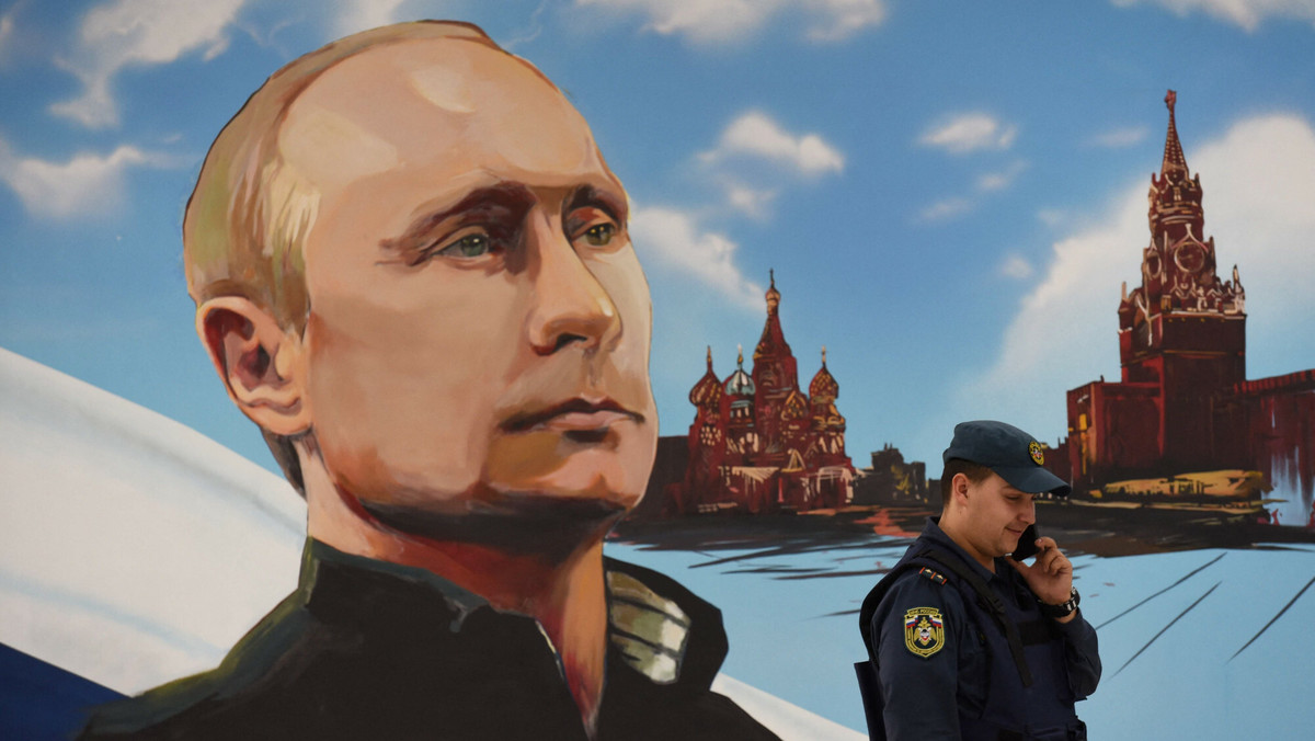 Zachód nie powinien liczyć na upadek Rosji. Elity w Putinie widzą ratunek