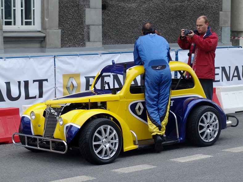 Renault: święto Formuły 1 w Warszawie (fotogaleria)