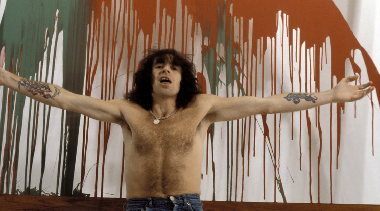 Bon Scott a világ egyik leghíresebb frontembere, aki mindössze öt évet töltött zenekarával, az AC/DC-vel / Fotó: GettyImages