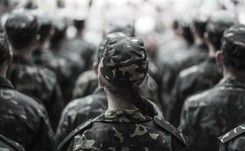 Molestowanie i mobbing w mundurówce. Gorzkie słowa byłej żołnierki GROM-u