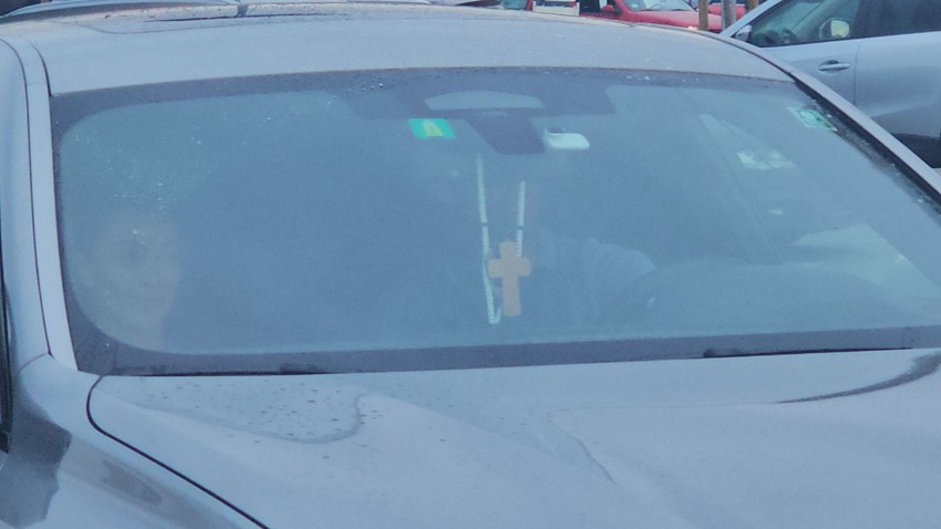 Tea sa mužem na aerodromu