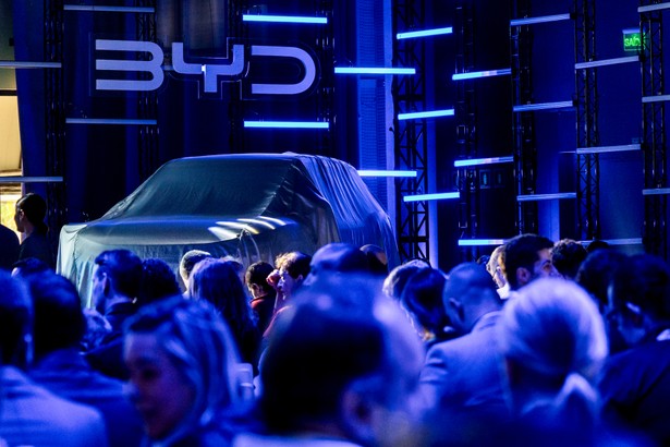 Prezentacja jednego z modeli aut elektrycznych BYD