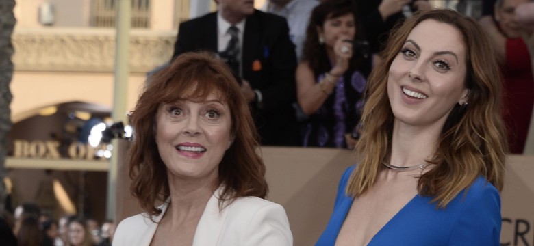 Niedaleko pada jabłko...? Eva Amurri nieodrodną córką Susan Sarandon [ZDJĘCIA]