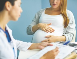 Aborcja to sprawa medyczna, nie polityczna. Aktywiści antyaborcyjni utrudniają poprawę ochrony życia kobiet