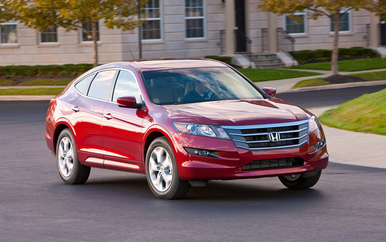 Honda Accord Crosstour: kolejny mikst liftbacka, coupé i SUV-a