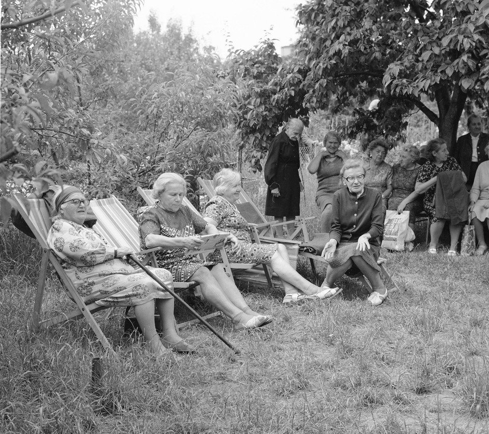 Majówka na starej fotografii. Tak bawili się nasi rodzice i dziadkowie