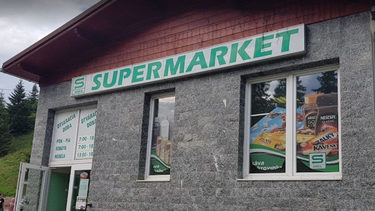 Polacy zaczynają oblegać słowackie sklepy. "Wywożą kontenery"