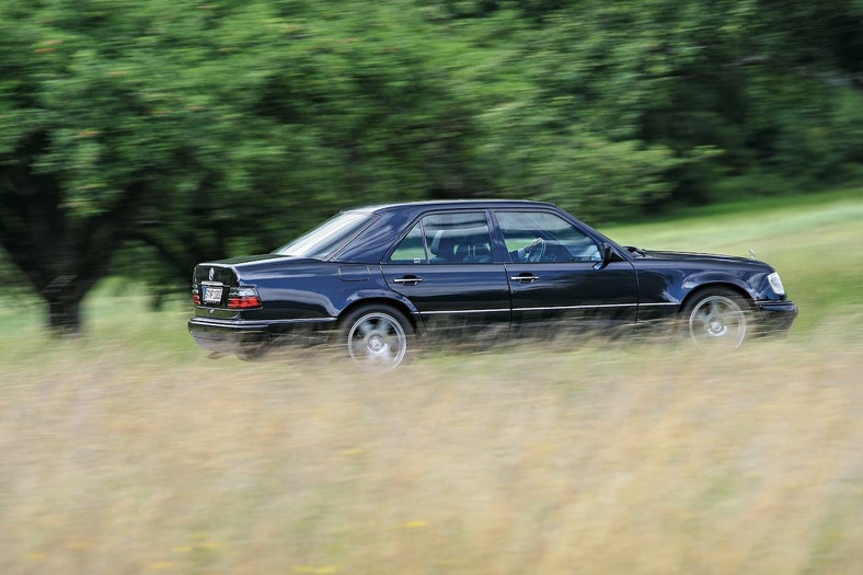 Mercedes E 60 AMG (W124)