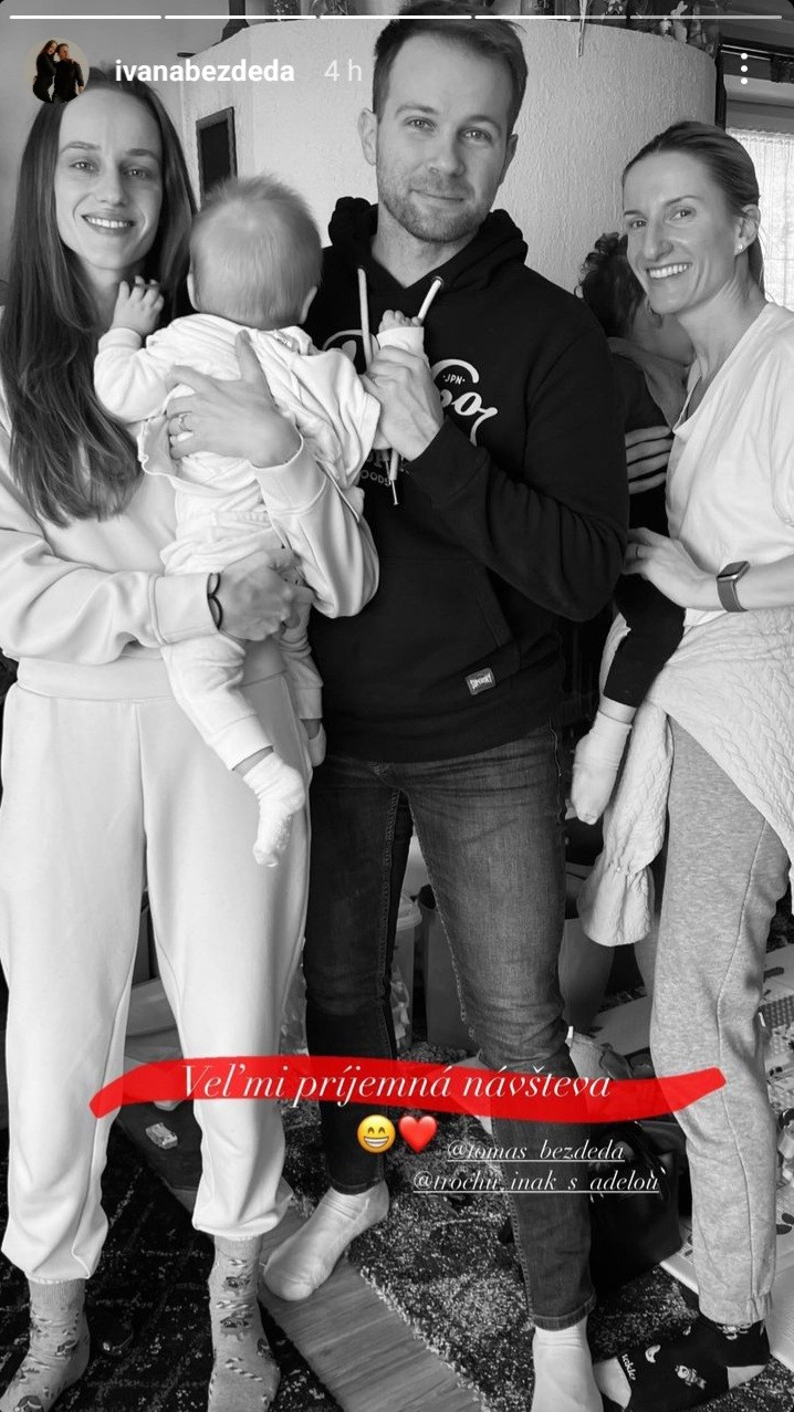 Adela Vinczeová na návšteve u Tomáša a Ivanky Bezdeda.