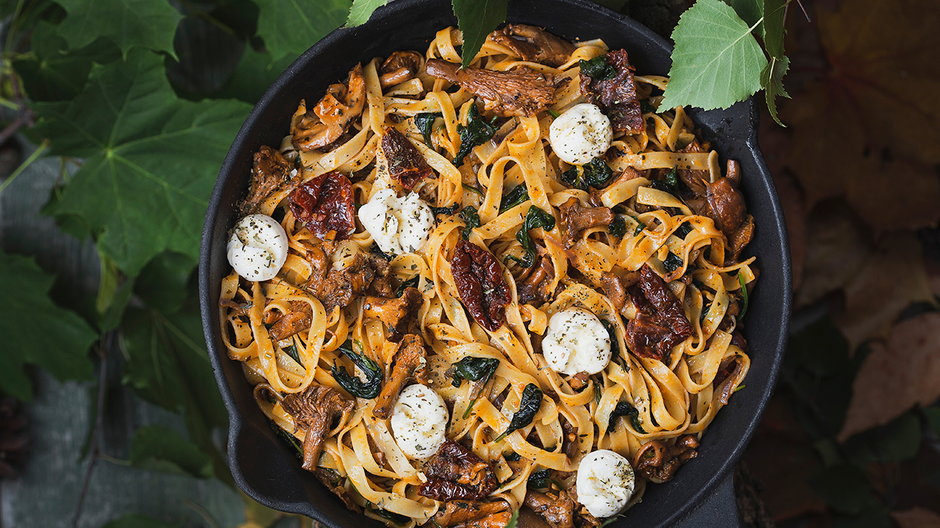 Zdrowa kuchnia na jesień - proste i szybkie spaghetti z kurkami