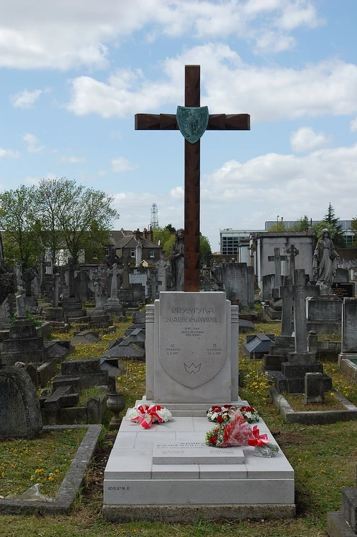 Odrestaurowany grób Krystyny Skarbek na katolickim cmentarzu Kensal Green St. Mary w Londynie/ zdjęcie z 2013 roku