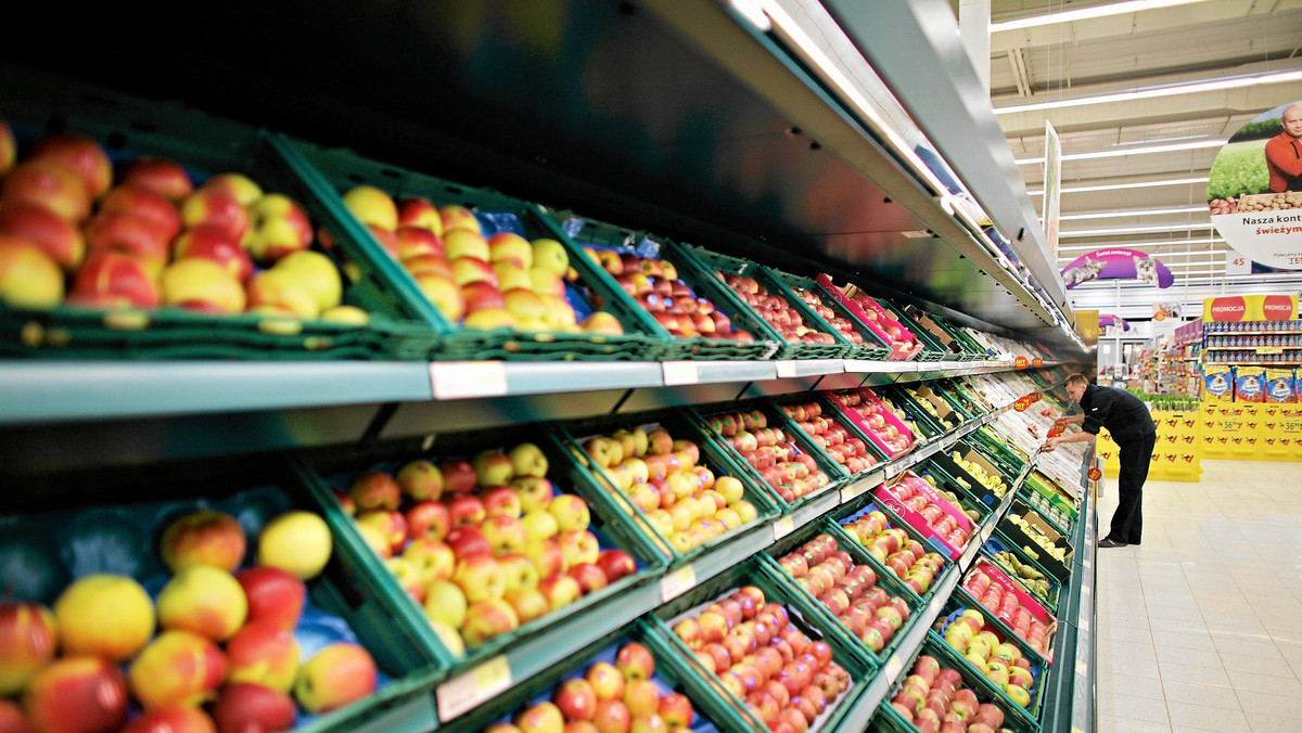 Trwają spotkania związków zawodowych z zarządem Tesco Polska w sprawie zapowiedzianych w spółce zwolnień grupowych.