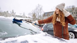 co zamiast zimowego płynu do spryskiwaczy. szyby nie zamarzną nawet przy dużych mrozach przepis na domowy płyn do spryskiwaczy na mróz