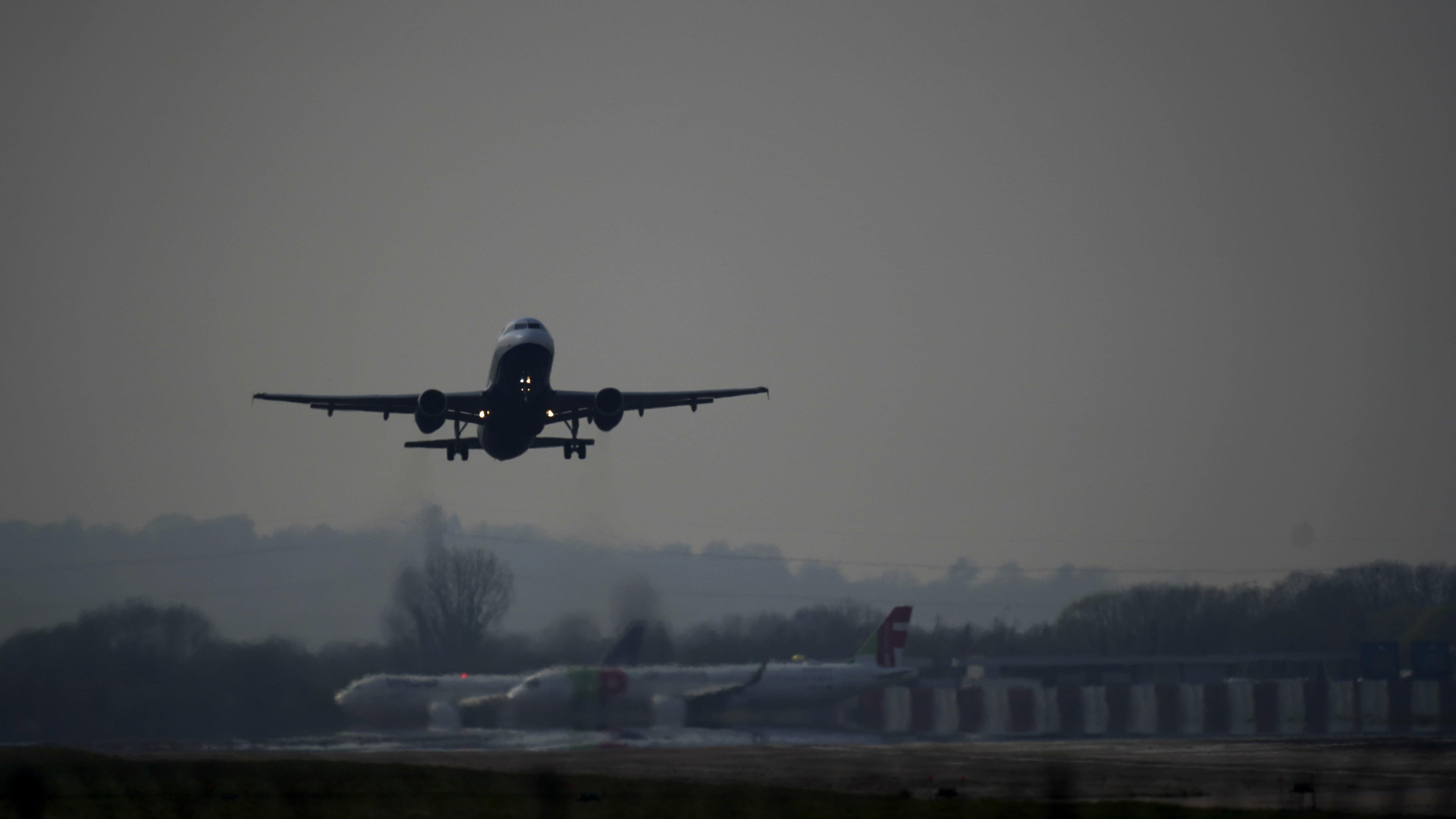 Heathrow expects record Christmas: 160,000 travellers on Dec 25