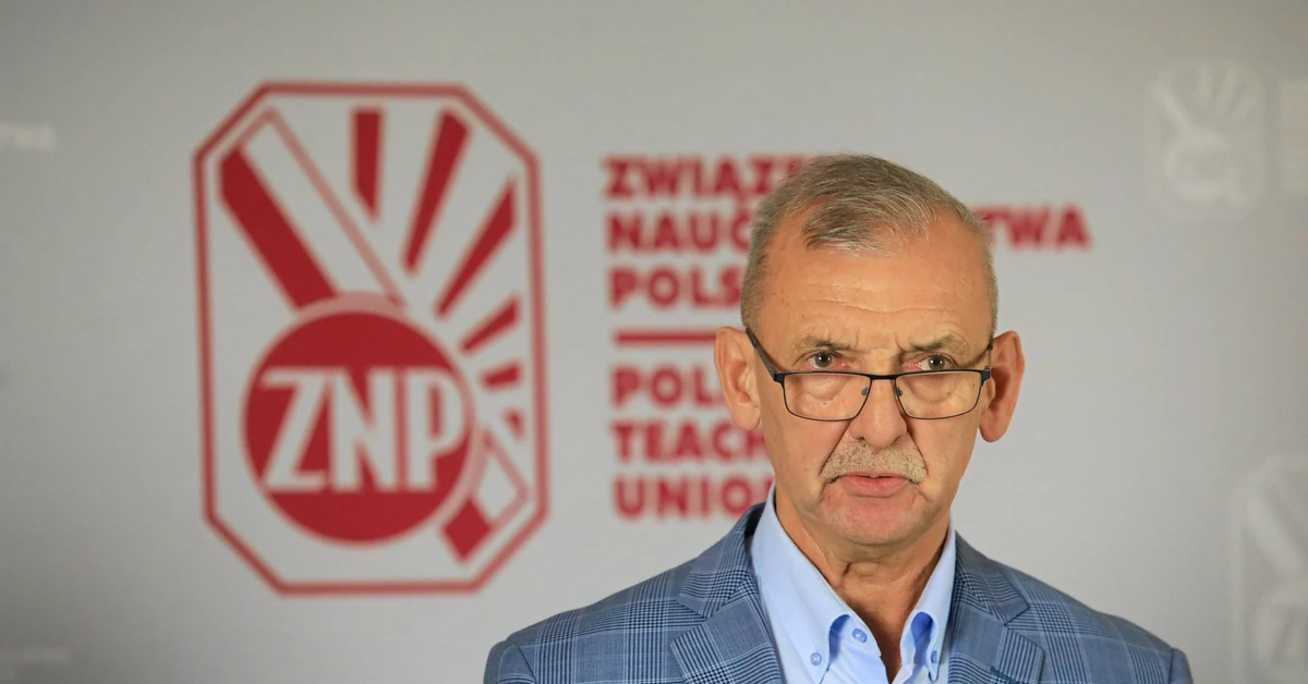 ZNP domaga się pilnego spotkania w MEN. Apeluje o "odrobinę zdrowego rozsądku"