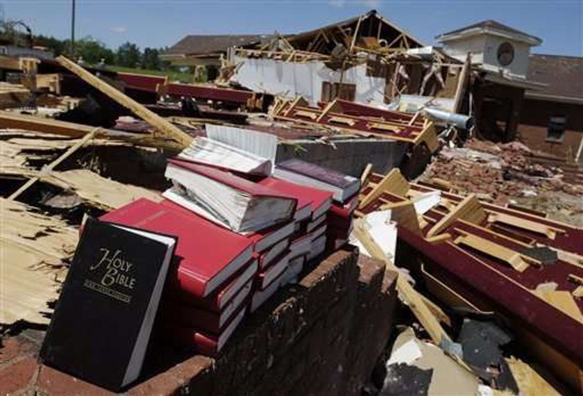 Tragedia w USA. 62 tornada przeszły nad Stanami