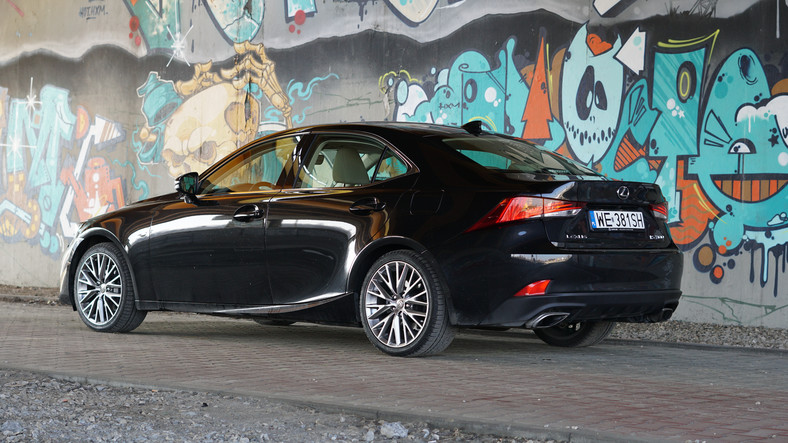 Lexus IS 300