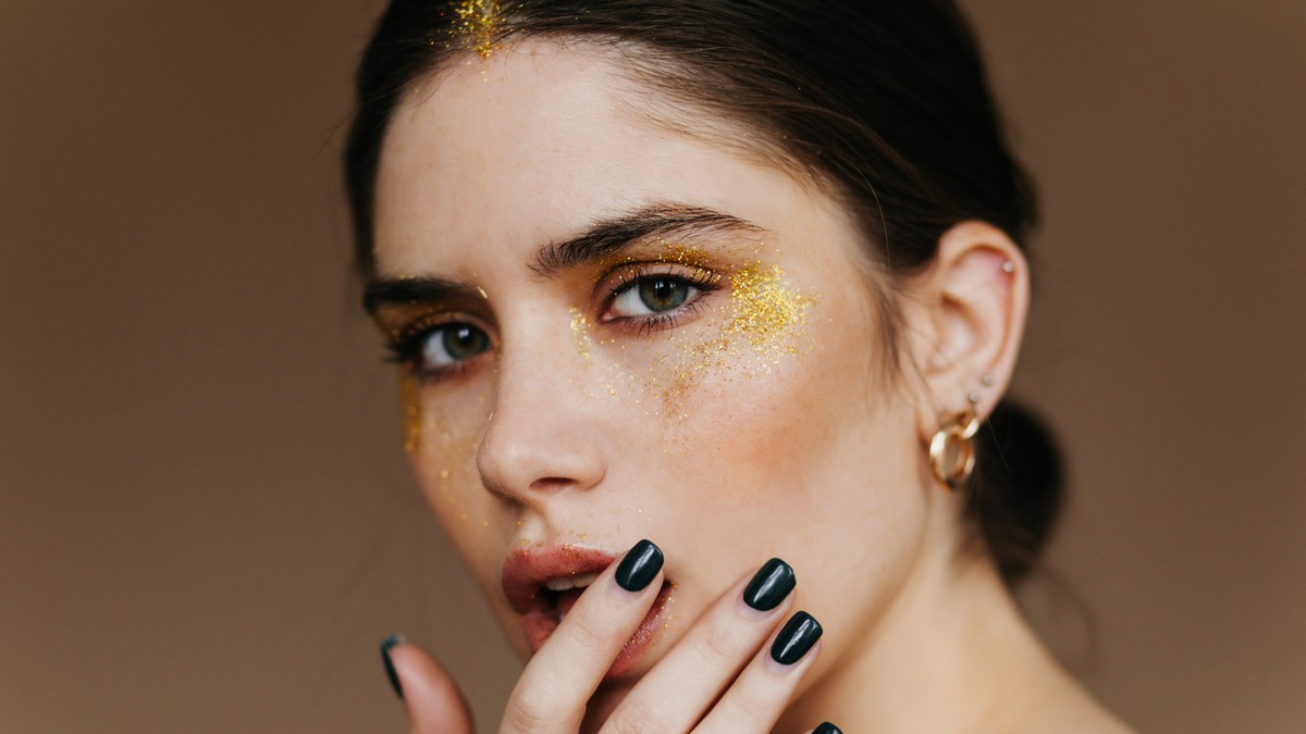 Produžite trepavice uz pomoć pudera: Poznati šminker otkrio vrhunski trik za volumen