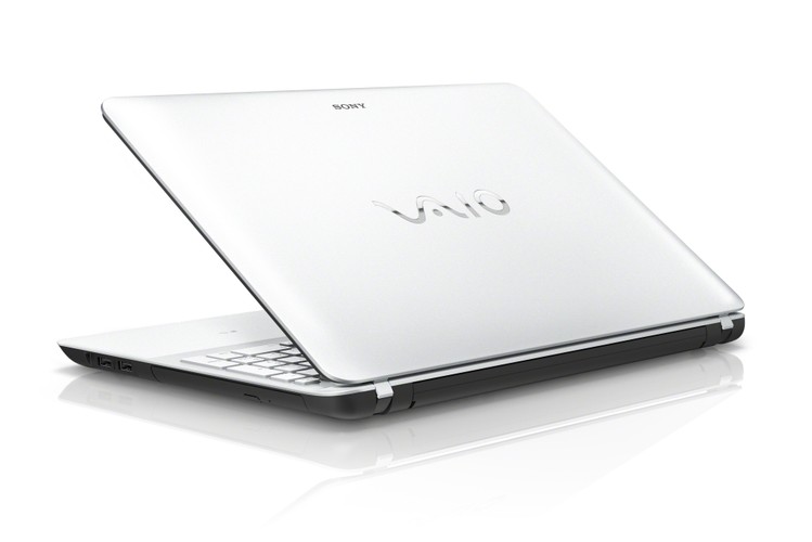 <b>Sony VAIO Fit</b>
<br><br>
Procesor:  i7-3537U/i5-3337U/i3-3227U/i3-3217U
<br>
RAM: 4GB/6GB/8GB
<br>
Pamięć: 500GB/750GB/1TB 
<br>
Ekran: 14