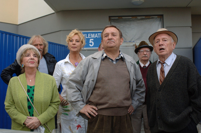 Anna Chitro, Kazimierz Kaczor, Zofia Czerwińska, Jerzy Kryszak, Wojciech Pokora i Witold Pyrkosz w serialu "Dylematu 5" z 2007 r.